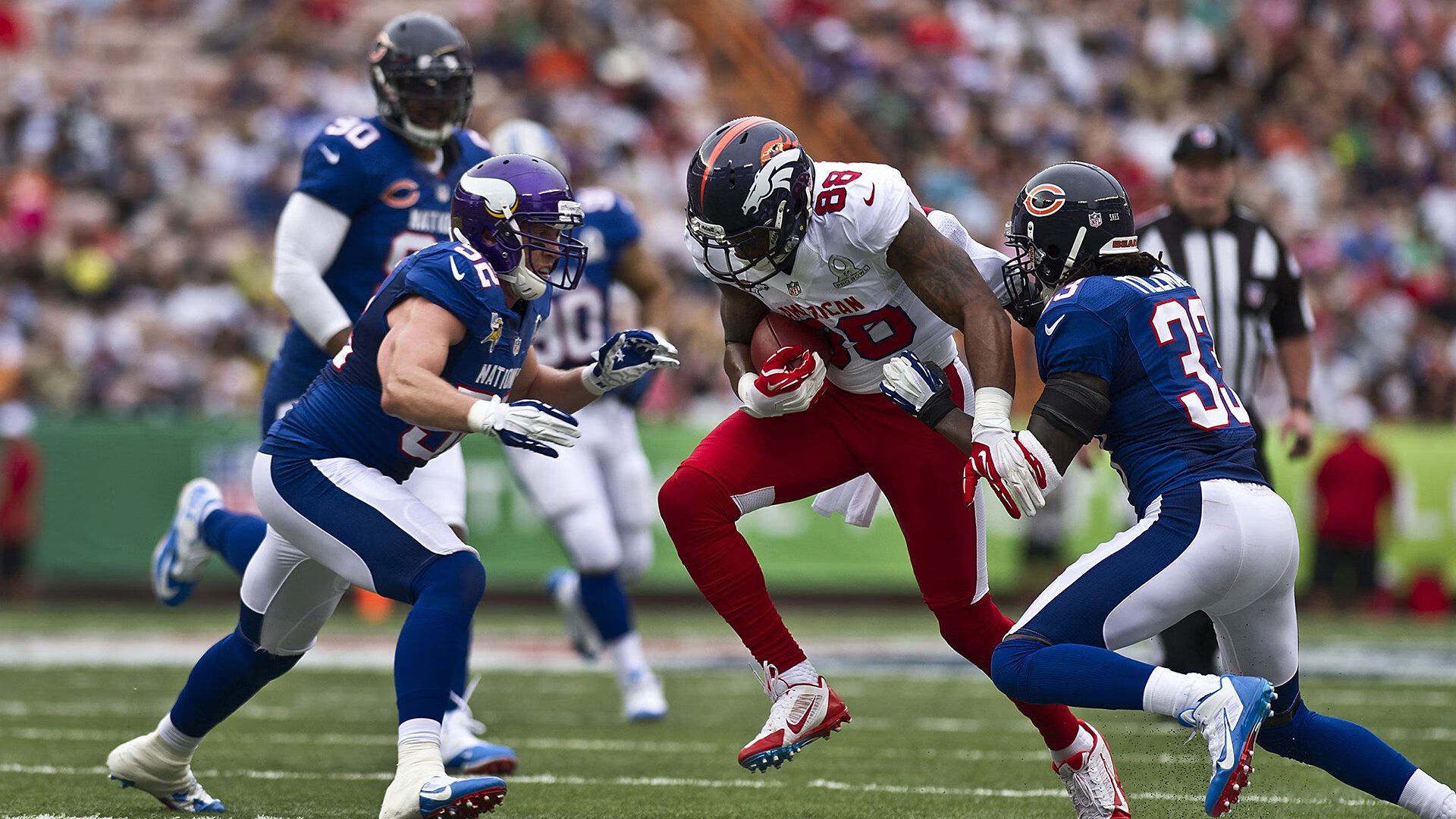 国足主帅分享赛前心理调整经验，国足参加赛前训练